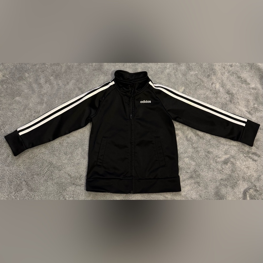 Kids Sz 3T Black White Classic Adidas Track Jacket 2 Pockets zip Up EUC 12x15